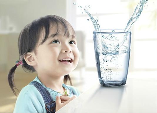 揭秘免費(fèi)送凈水器純水機(jī)，當(dāng)心黑心商家以送代賣(mài)，消費(fèi)者務(wù)必擦亮眼睛